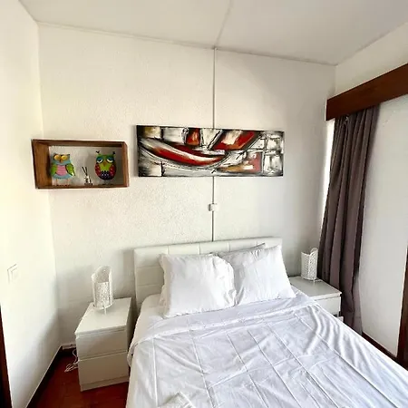 4 - & Cozy Little With Terrace *