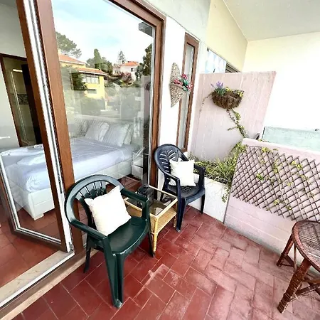 4 - & Cozy Little With Terrace